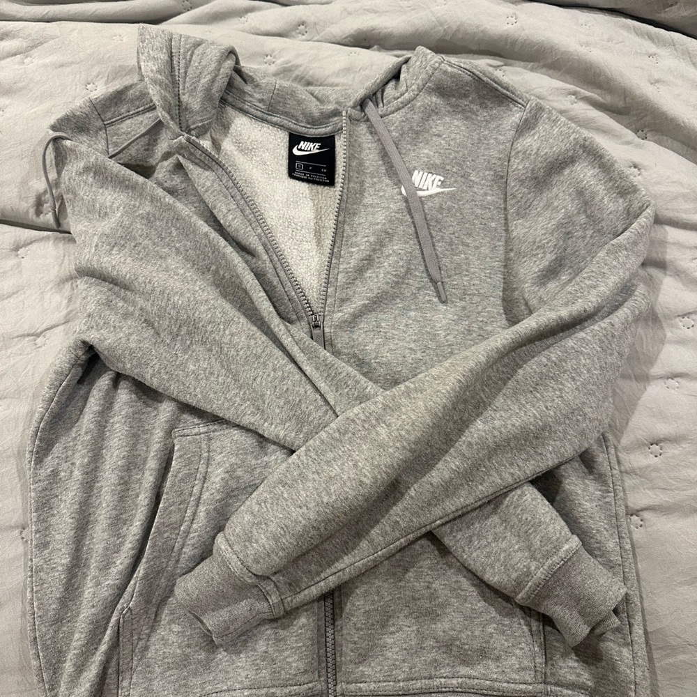 grey nike jacket